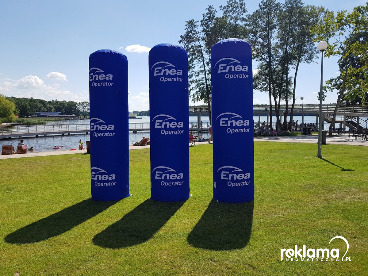 Słupy reklamowe pneumatyczne - filar skutecznej reklamy